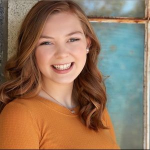 Meet your Posher, Clara